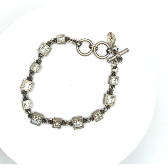 MYKA Signed Pewter Bracelet with Square Swarovski Crystals Toggle Clasp - Picture 4 of 8